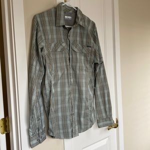Columbia Sportswear plaid insect repellent camp shirt